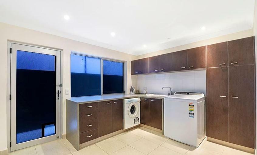 Beachfront Beauty! Gold Coast Eksteriør billede